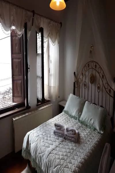 Room Two — Photo 1